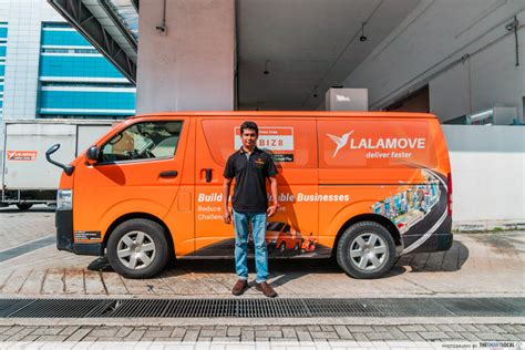 Lalamove Delivery Driver .